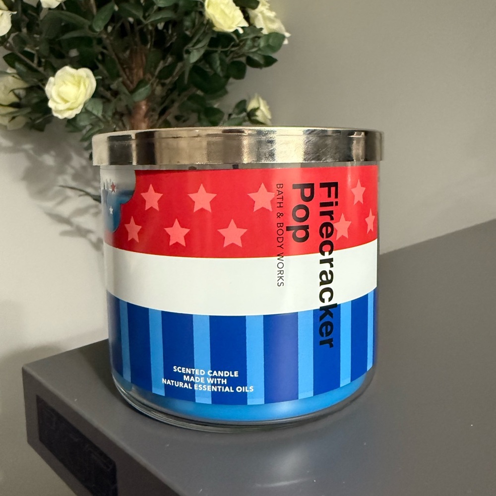 Bath & Body Works Firecracker Pop Candle